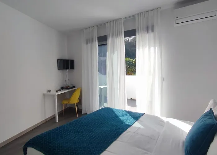 招待所 Atlantic 3 Bicas - 4*