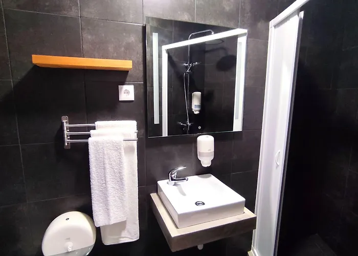 招待所 Atlantic 3 Bicas - 4*