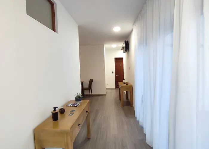 Atlantic 3 Bicas - 招待所 4*