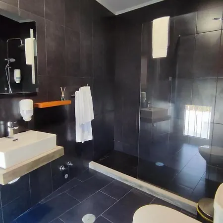 Atlantic 3 Bicas - Vendégház