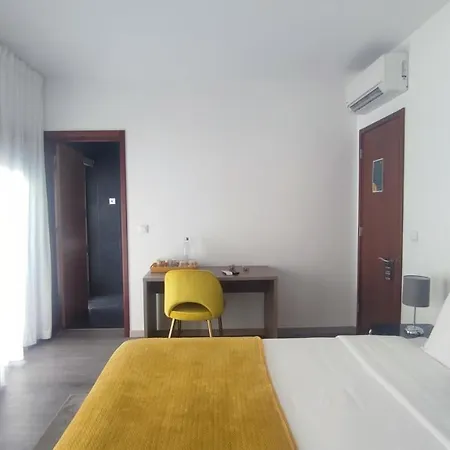 Atlantic 3 Bicas - Vendégház